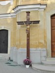 Chtelnica - kríž pri kostole Najsvätejšej Trojice