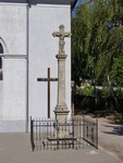 Doľany - kríž (1765) pred kostolom sv. Kataríny