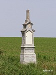 Unín - kríž (po 1945) v chotári